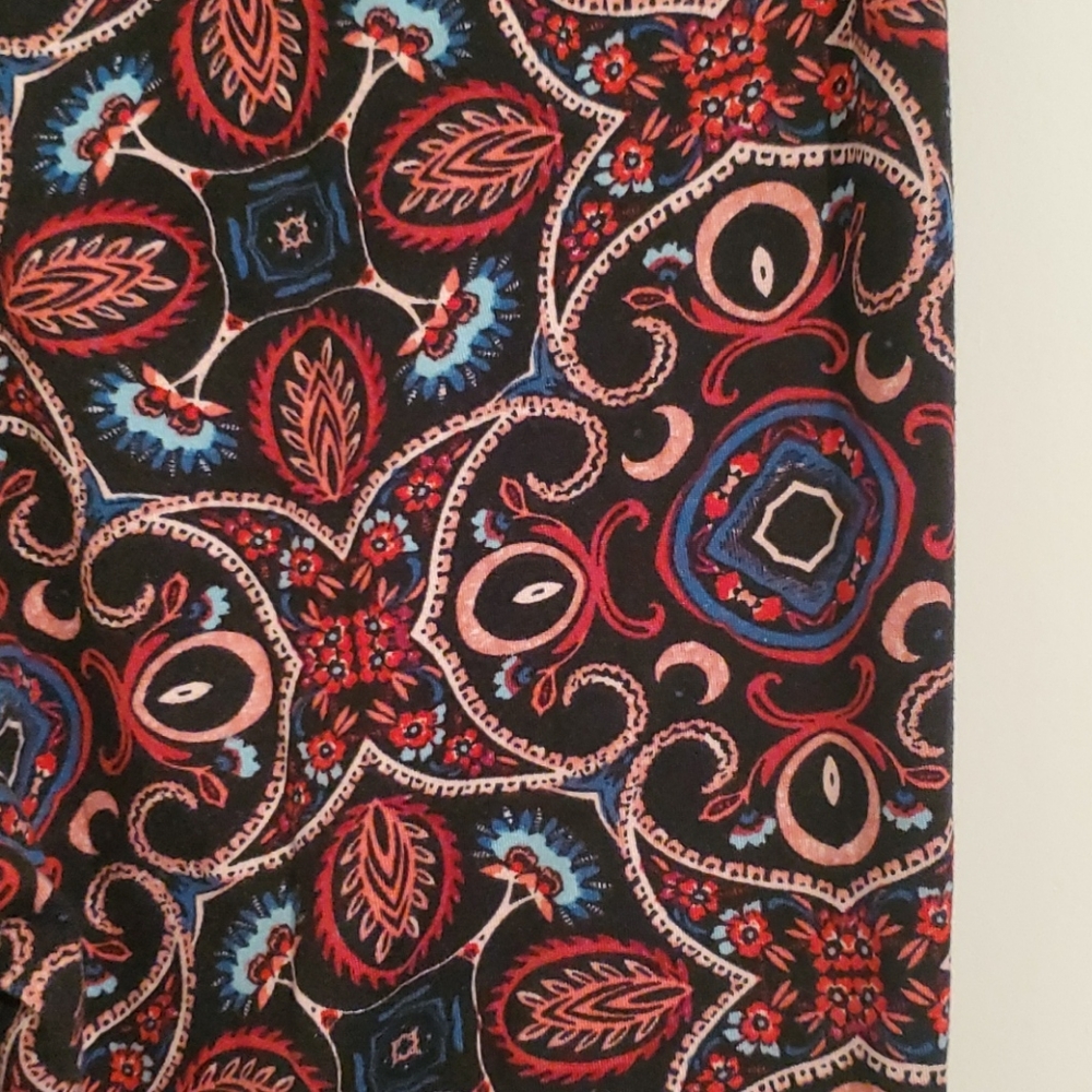 Colorful Patterned Flare-Leg Bottoms - Picture 3 of 4